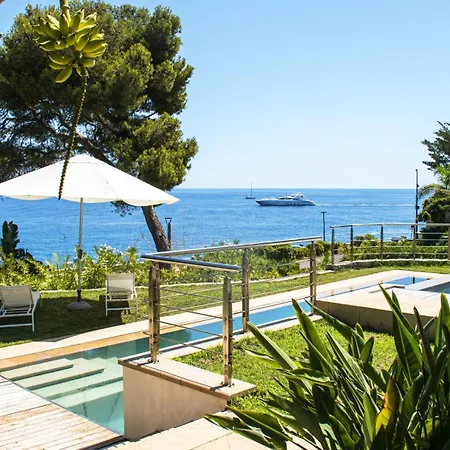 Design With Pool *