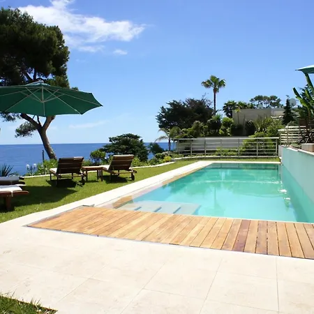 Design With Pool * Rocabruna